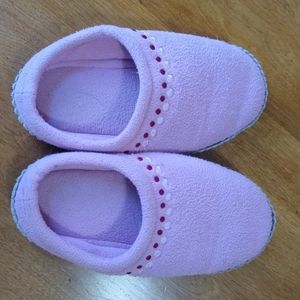 Kids pink LL Bean slippers